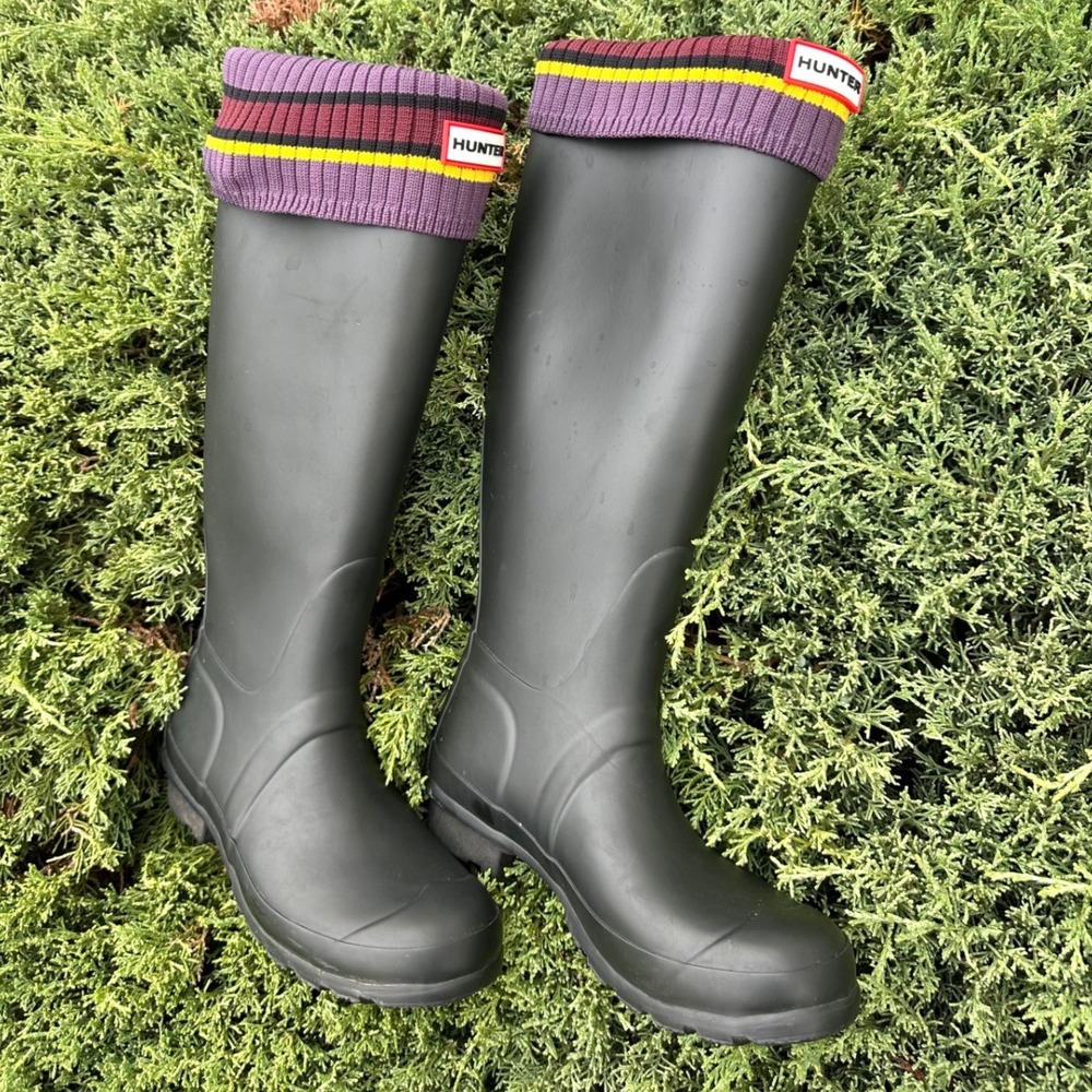 Hunter Women's Original Tall Rain Boots US Size 6 Matte Black With Boot Socks - Picture 3 of 15